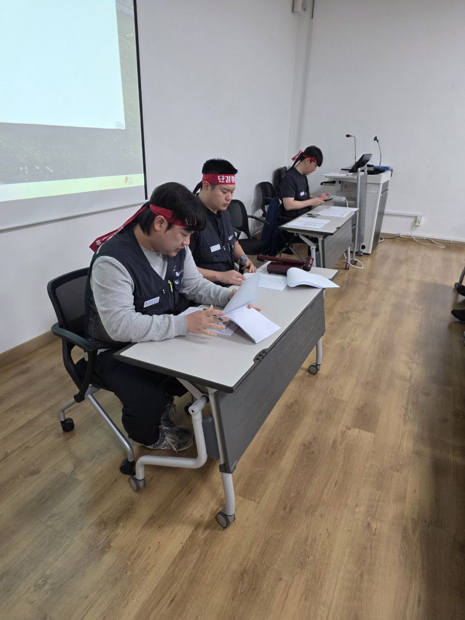 51df88b197cc1d903720224f8b0dd9e9_1773372