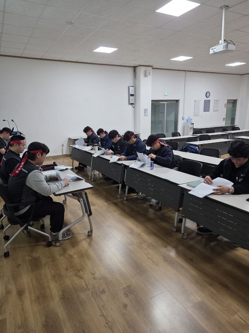 51df88b197cc1d903720224f8b0dd9e9_1773372